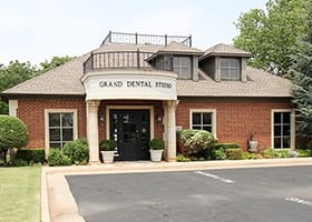 Outside view of Grand Dental Studio